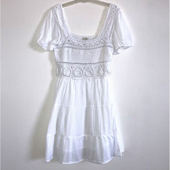JESSICA SIMPSON M Solid White Crochet Lace Fit & Flare Short Sleeve Ruffle Dress - Picture 2 of 5